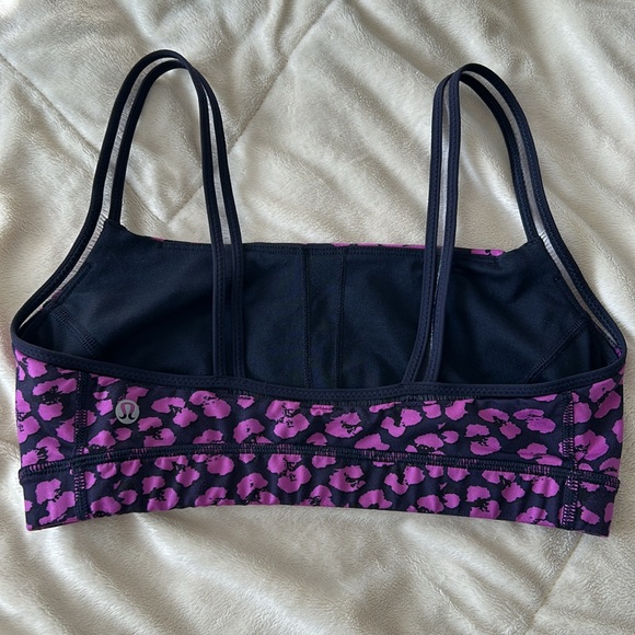 Lululemon animal print sports bra size 8 EUC - Picture 3 of 5